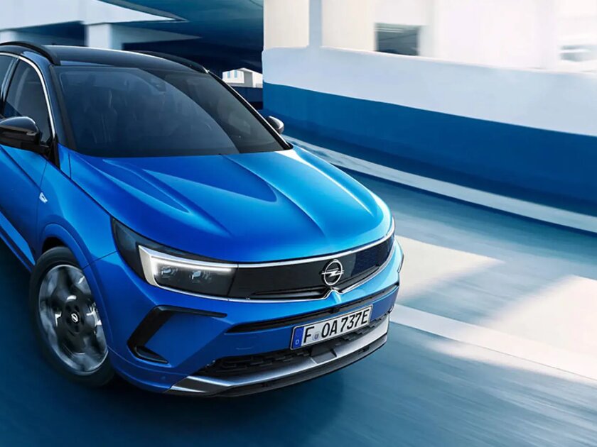 Grandland-plug-in-Hybrid-1-3