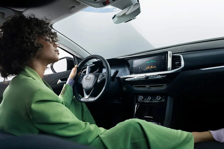 opel-grandland-plugin-hybrid-interieur.jpg