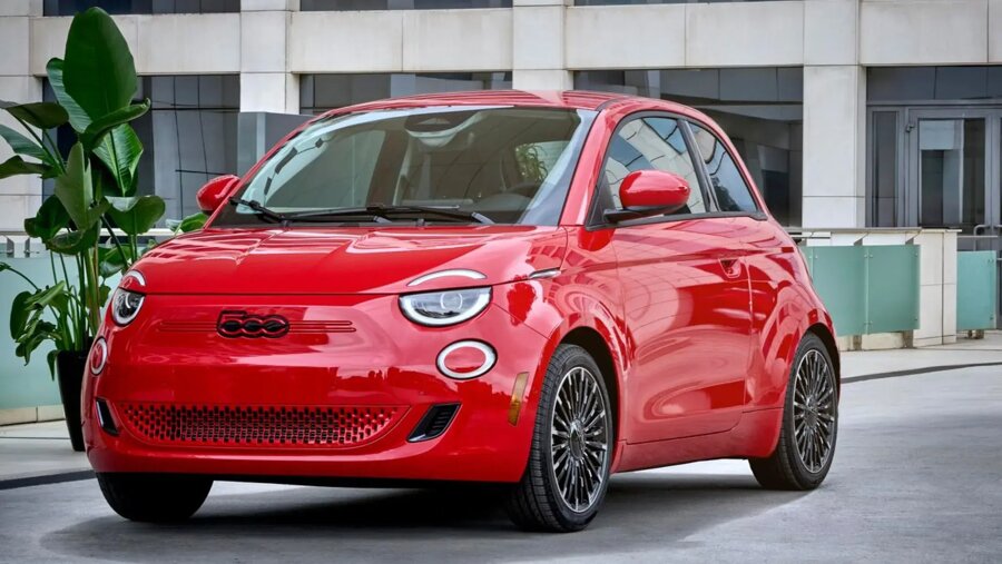 2024-fiat-500e-101-656e4dbcdfce3.jpg