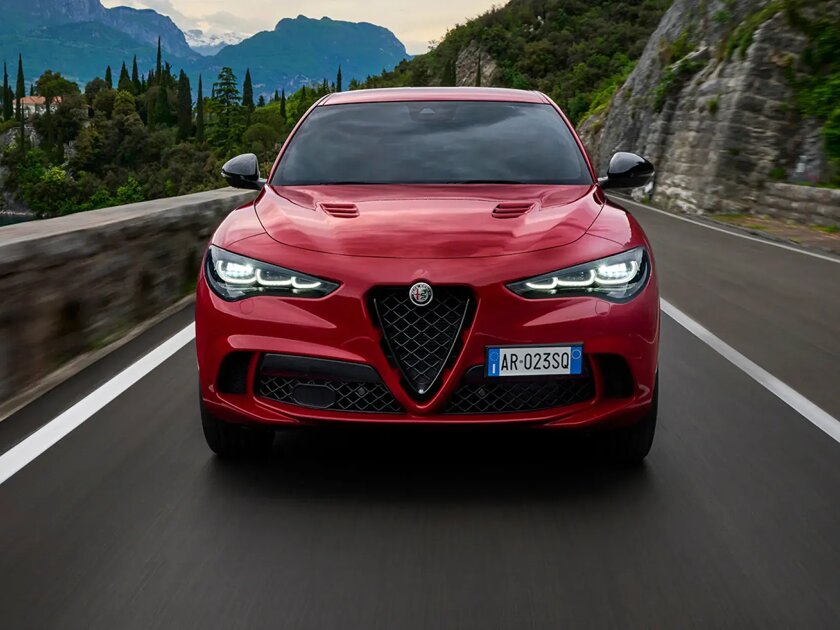 alfa-romeo-stelvio-quadrifoglio-1-1