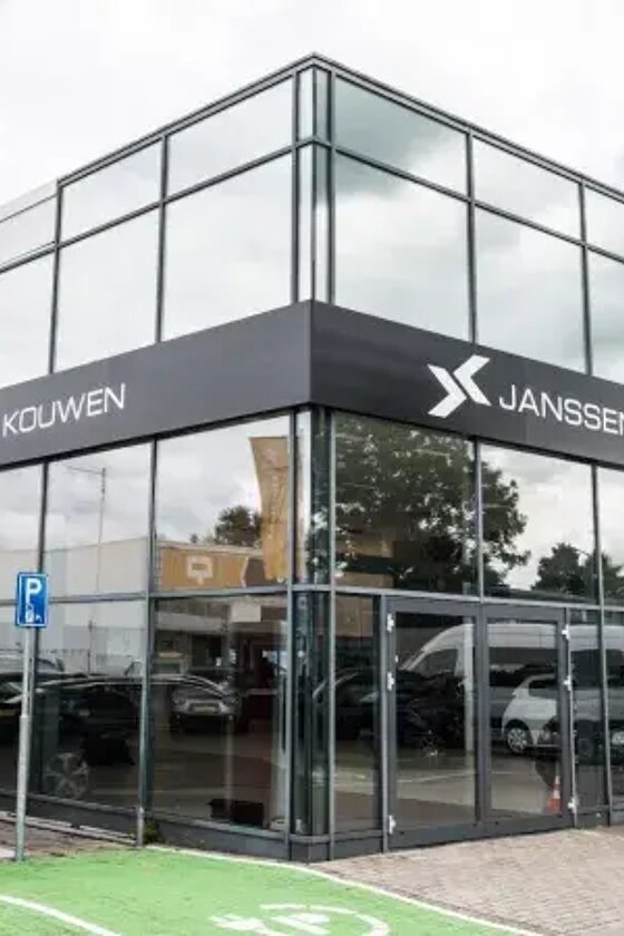 Janssen Van Kouwen Almere.jpeg