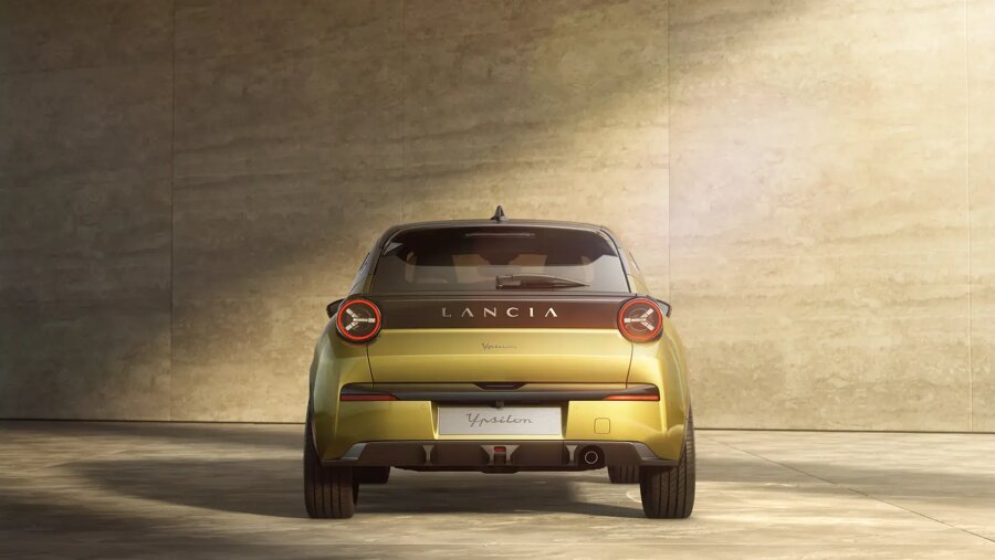 NewLanciaYpsilon (3).jpg