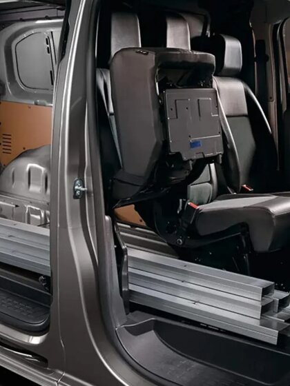 opel-vivaro-ruimte-interieur.jpg