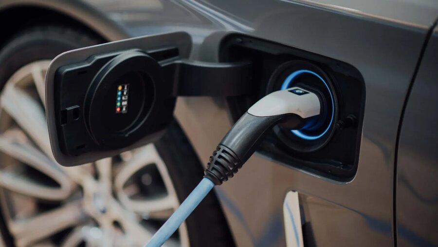 elektrische-auto-opladen_0.jpg