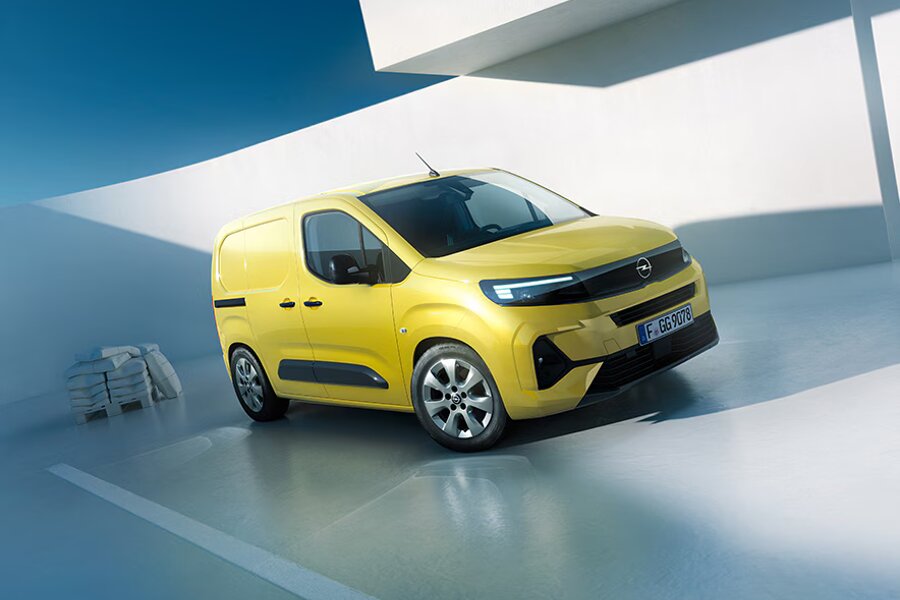OPEL-COMBO-CARGO-MY2023-ICE-partial_design_4x3