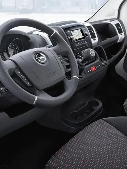 opel-movano-interieur-stuur.jpg