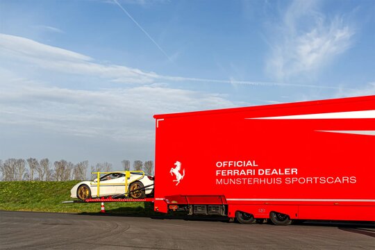 Munsterhuis Sportscars vervoer