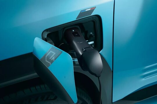 Renault 4 Power to object