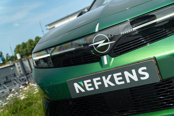 Grille Nieuwe Opel Astra SW