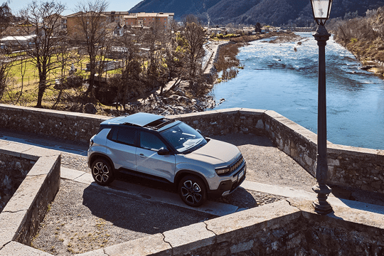 Jeep Avenger Benzine_tegel