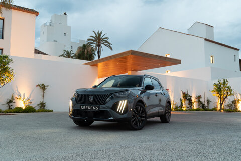 peugeot-e-2008-exterieur-16