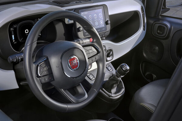 Pandina interieur dashboard