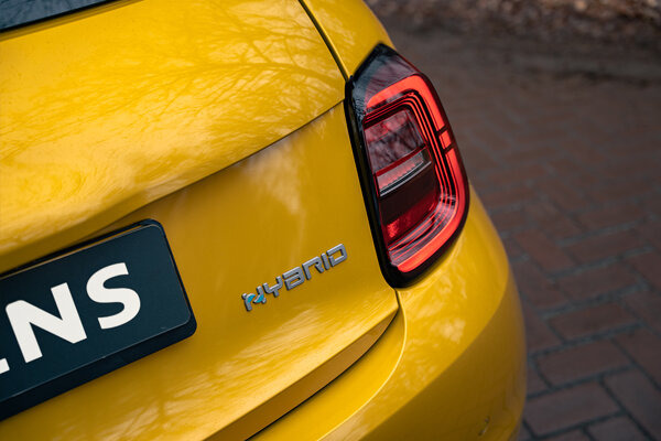 Fiat 500 Hybrid achterkant
