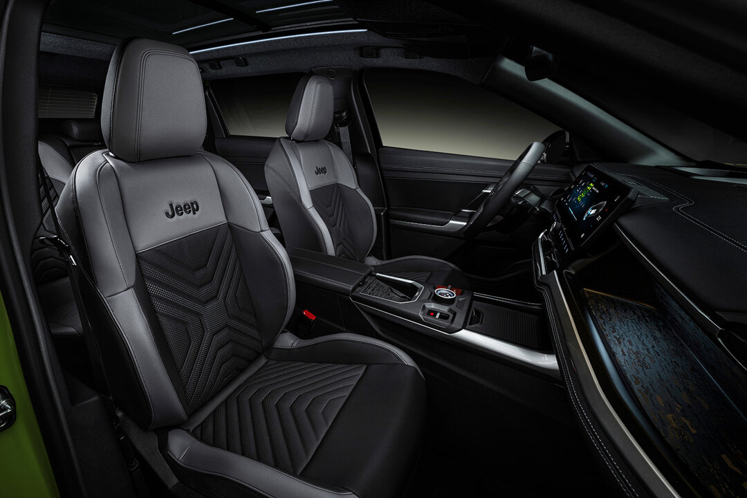 jeep_compass_cockpit