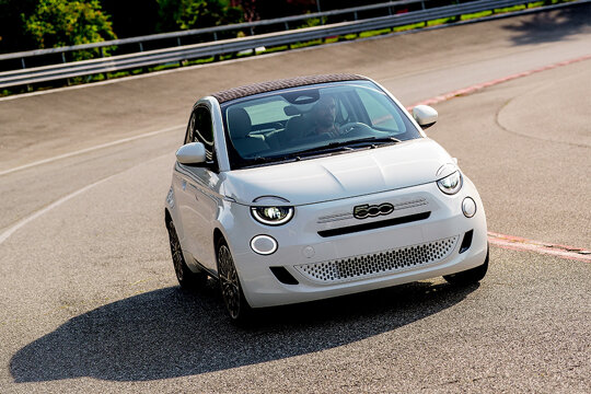 nieuwe-fiat500hybrid