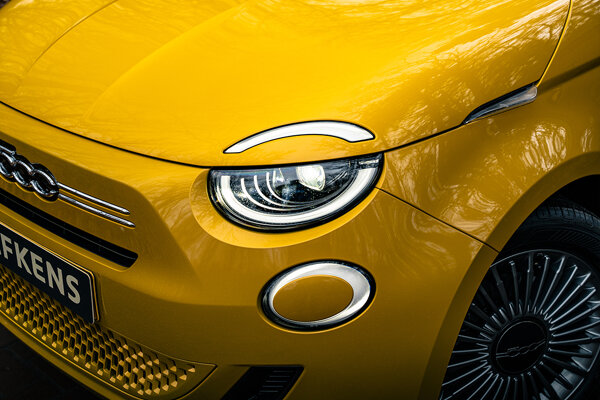 Fiat 500 hybrid koplamp