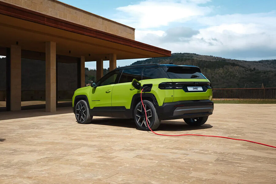 Nieuwe Jeep Compass 2025 elektrisch laden