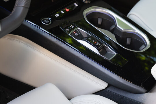 Audi-A6-Avant-2025-Pouw-33
