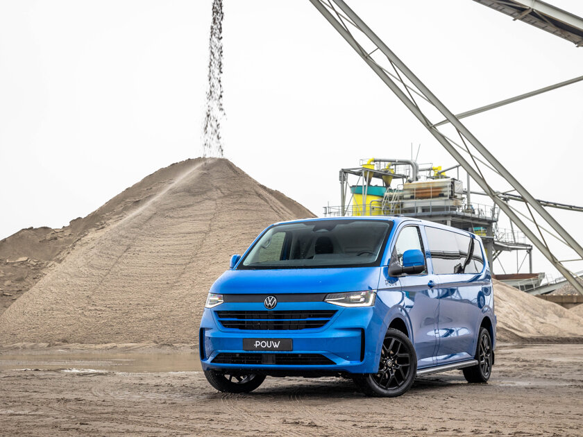 Volkswagen-Transporter-T7-2025-2