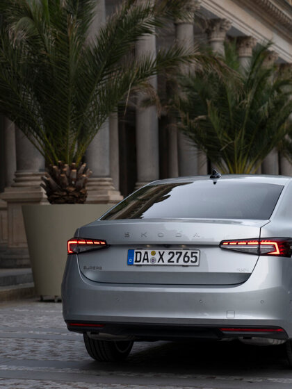 37_Skoda_Superb_Hatch_a8d6e22a-1536x1024