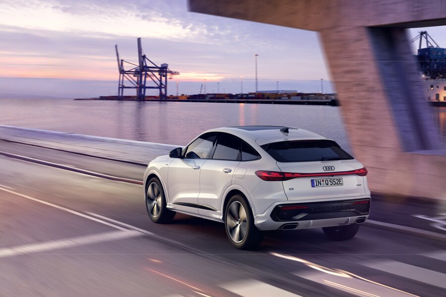 audiq5sportbacke-hybridquattro3 (1)