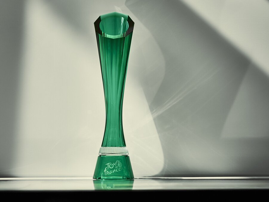 skoda-auto-celebrates-130-years-of-heritage-during-its-22nd-time-as-the-main-partner-of-the-tour-de-france-2-d03adb0a