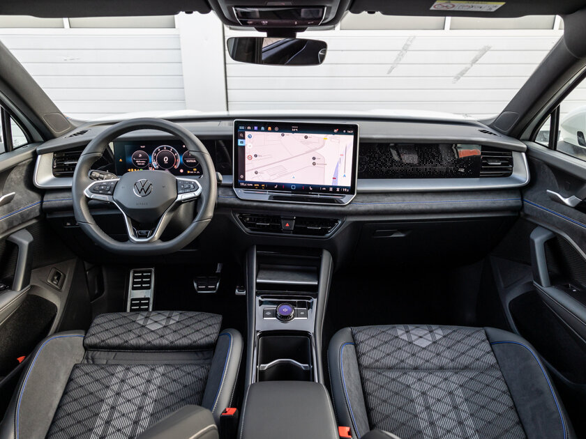 Volkswagen_Tayron_2025_19