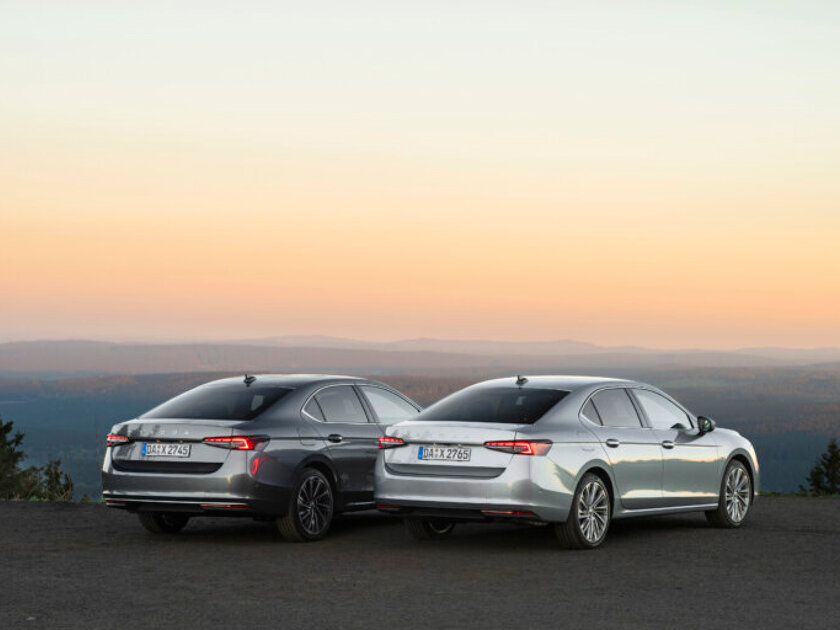 8_Skoda_Superb_Hatch_128bef66-768x512