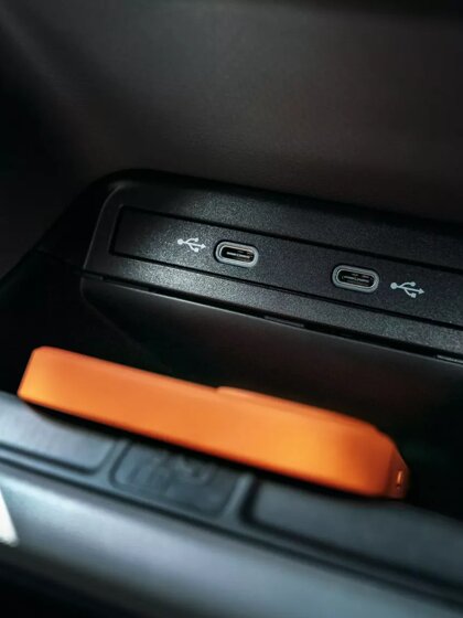 Volkswagen-ID-Buzz-Cargo-Praktisch-Interieur-3-Highlights