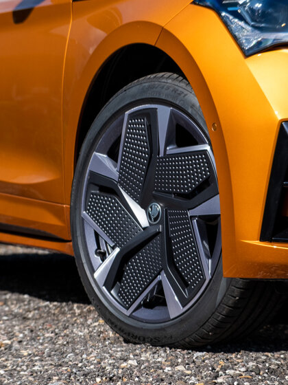 2022-Škoda Enyaq Coupe3
