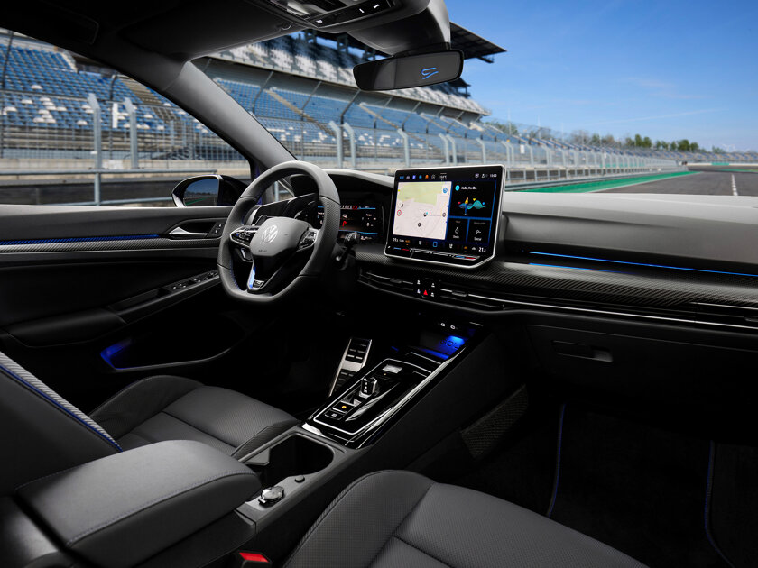 2024-volkswagen-golf-8,5-variant-pon-8