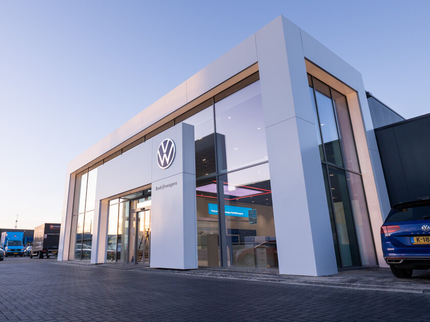 Verhuizing---Showroom-bedrijfswagens-Drachten-2026-9