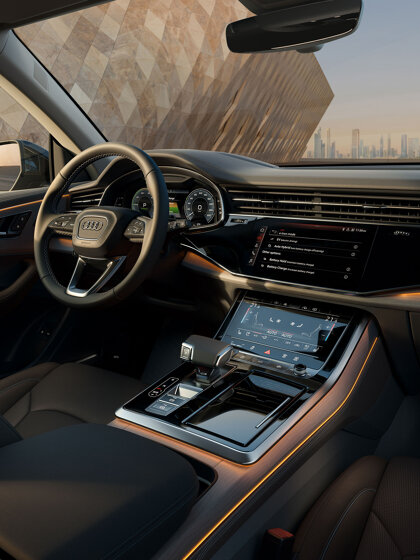 2023 Audi Q8 TFSI e (7)