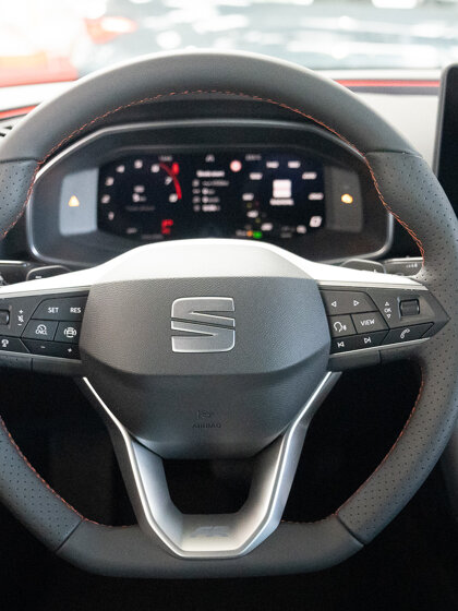 2024-seat-leon-17