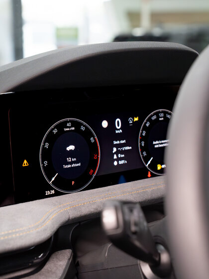 Superb-skoda-2025-15