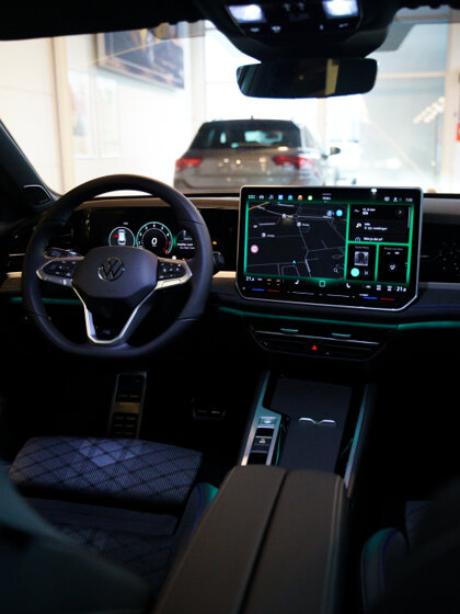 2024 Volkswagen Passat x Mark Poiesz_34
