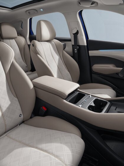 byd-atto-3-evo-12